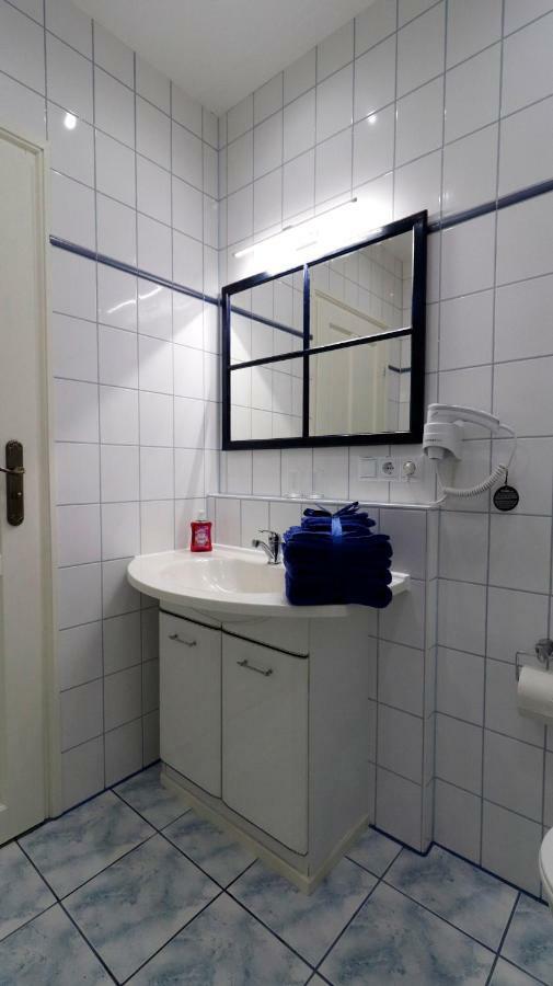 Zum Rotem Karpfen *
